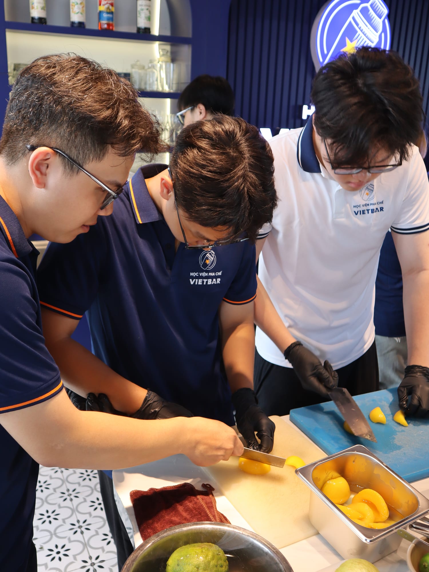 Hoạt động thực hành tại Học Viện Vietbar