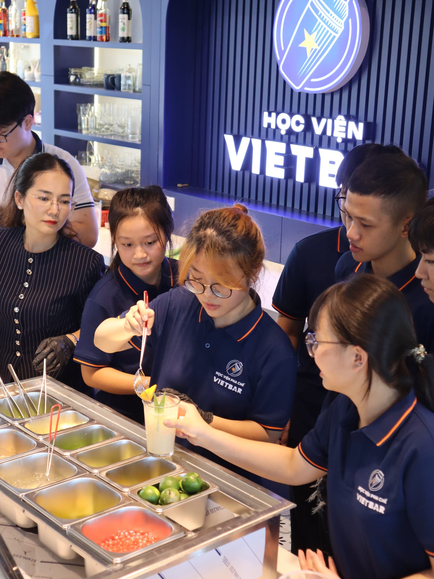 Hoạt động thực hành tại Học Viện Vietbar