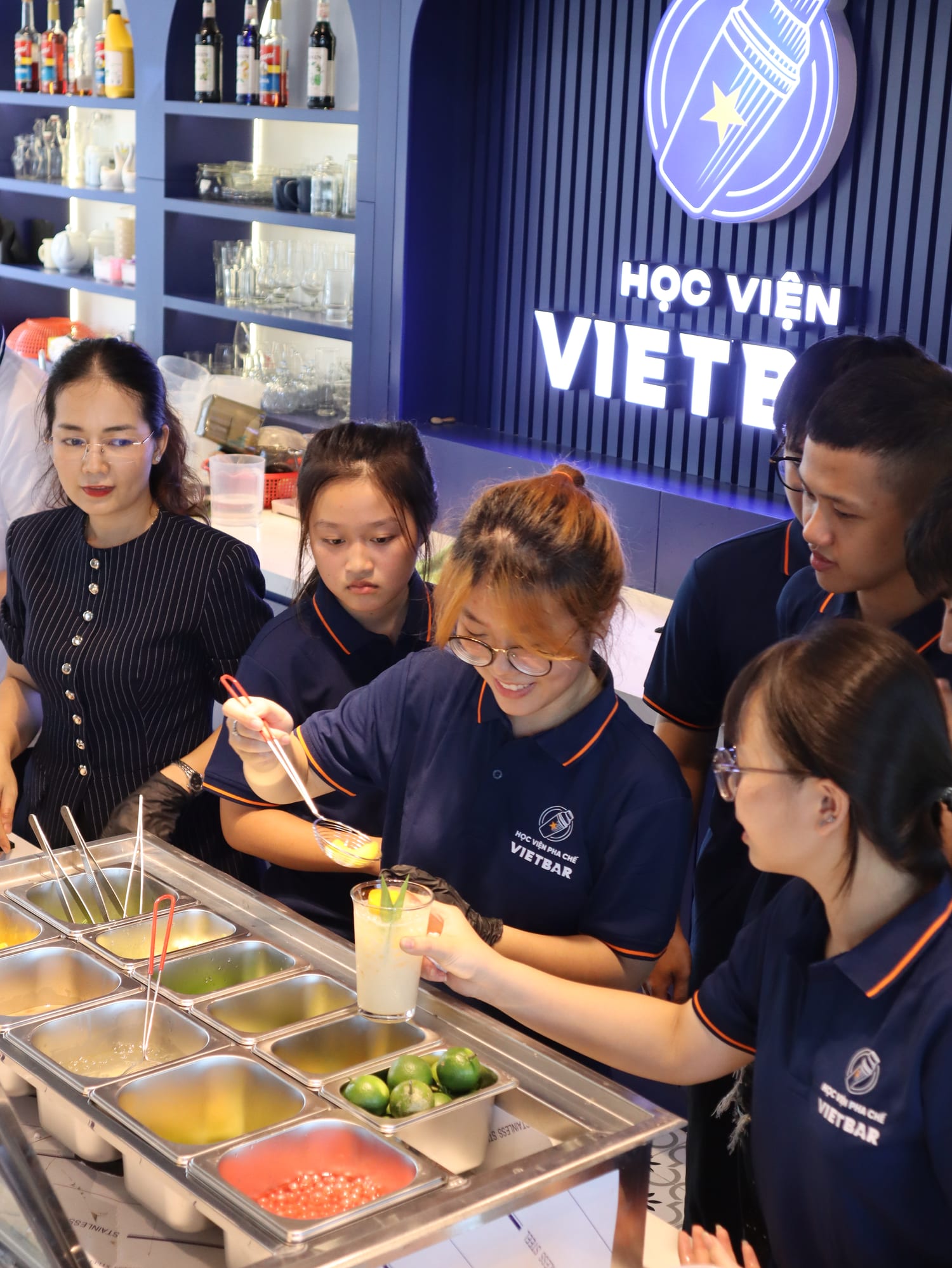 Hoạt động thực hành tại Học Viện Vietbar