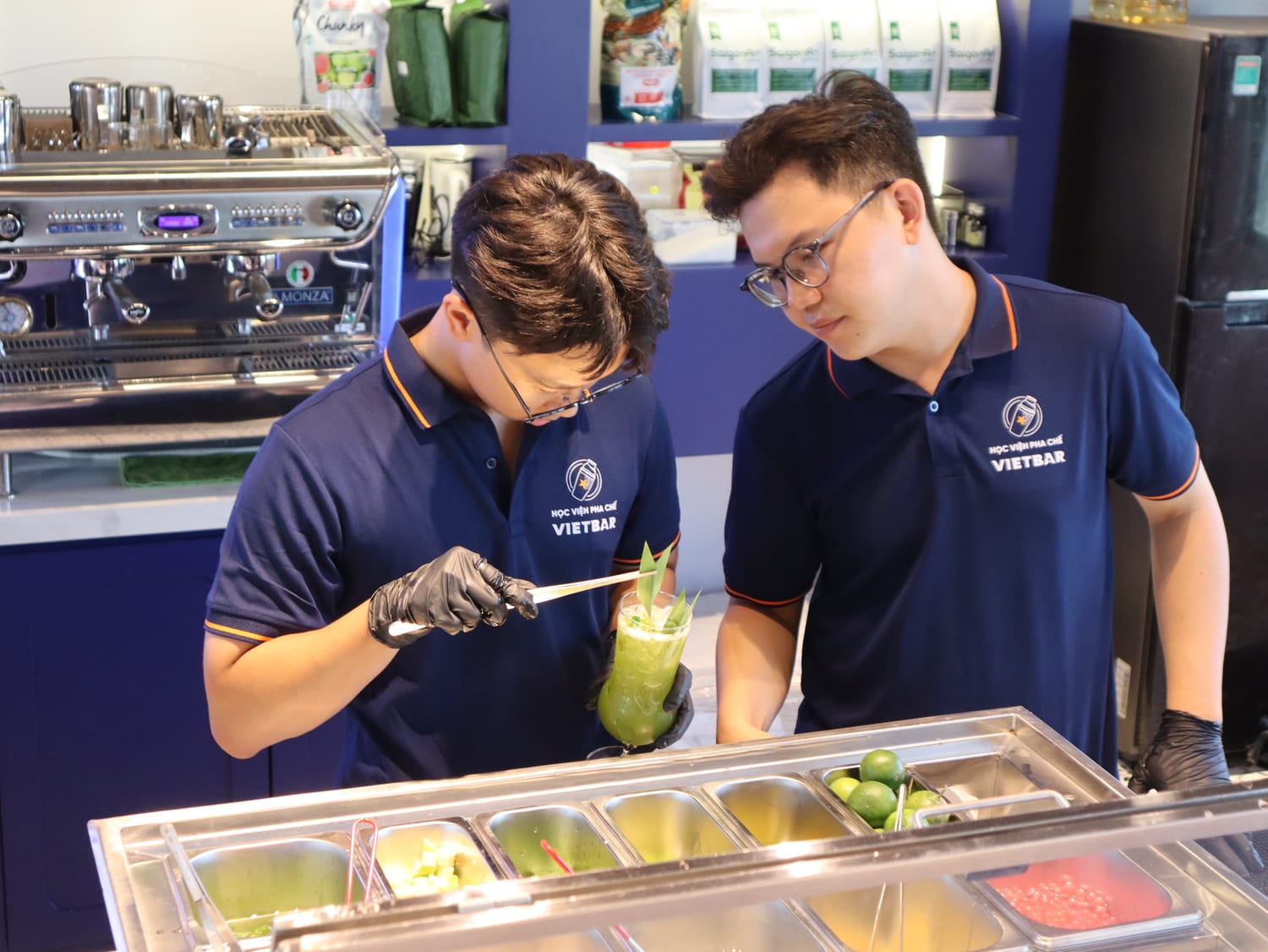 Hoạt động thực hành tại Học Viện Vietbar