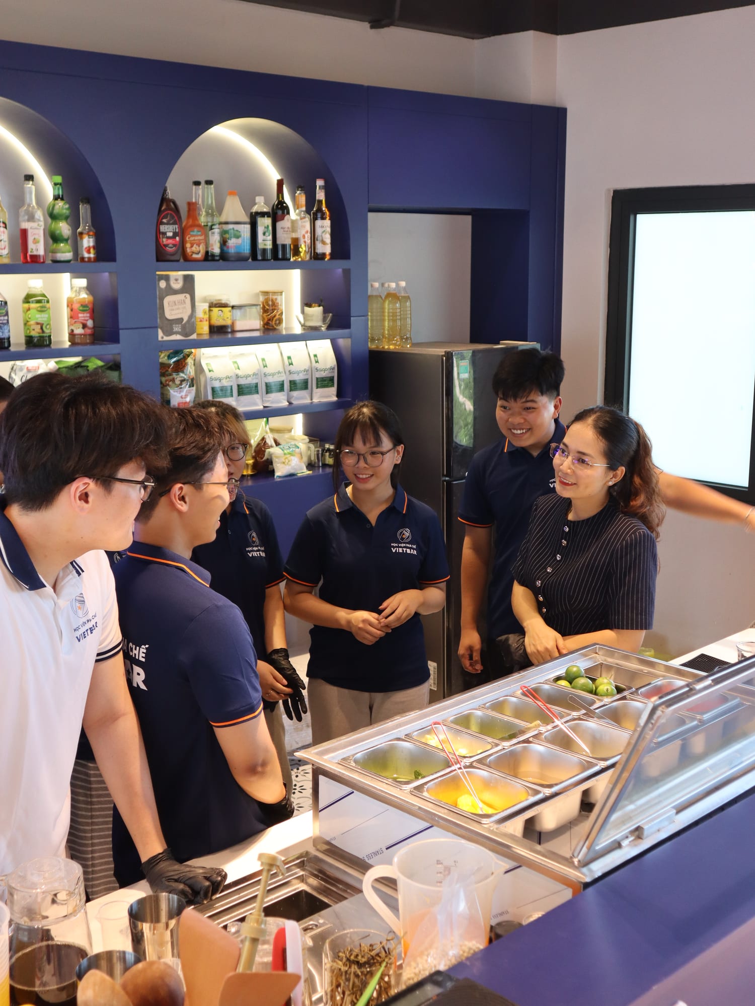Hoạt động thực hành tại Học Viện Vietbar