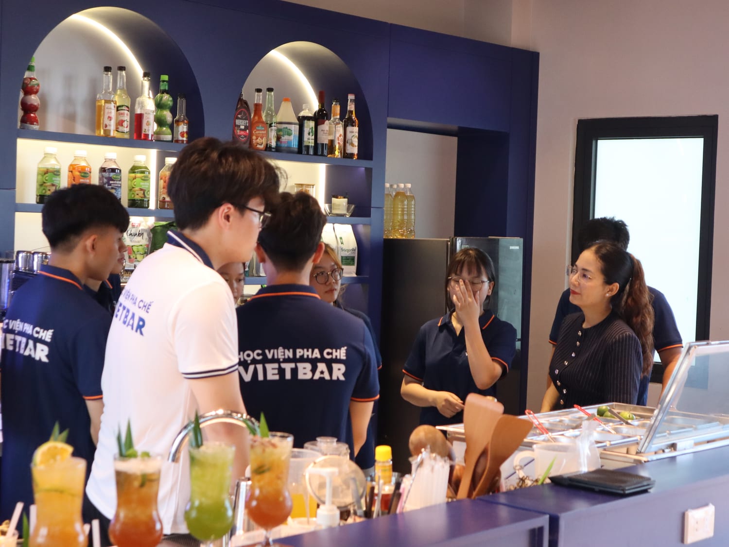 Hoạt động thực hành tại Học Viện Vietbar