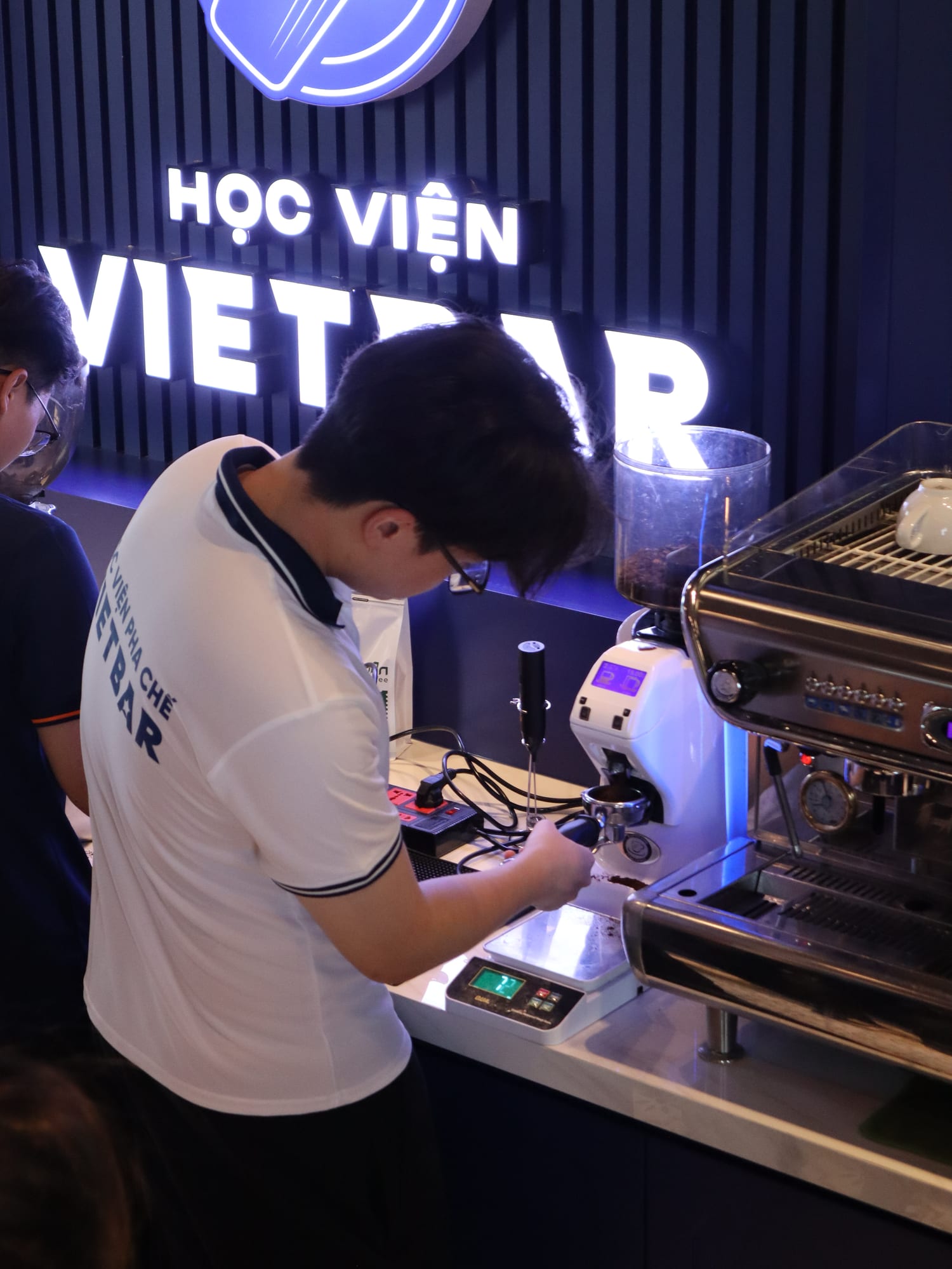 Hoạt động thực hành tại Học Viện Vietbar